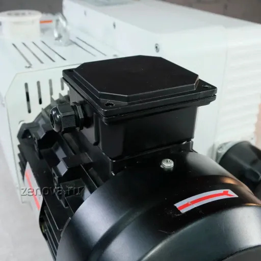 Внешний вид пластинчато-роторного вакуумного насоса AiVac ASV-100
