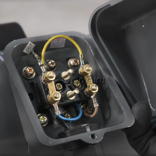 Клеммная коробка Zenova MDP-100RM-SS-220