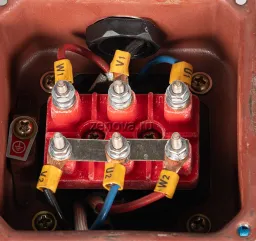 Клеммная коробка модели 40ZW-A 8-15-1.52