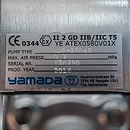 Шильдик модели Yamada NDP-25BAS