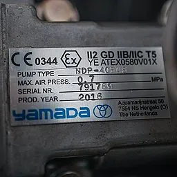 Шильдик модели Yamada NDP-40BAS-RC