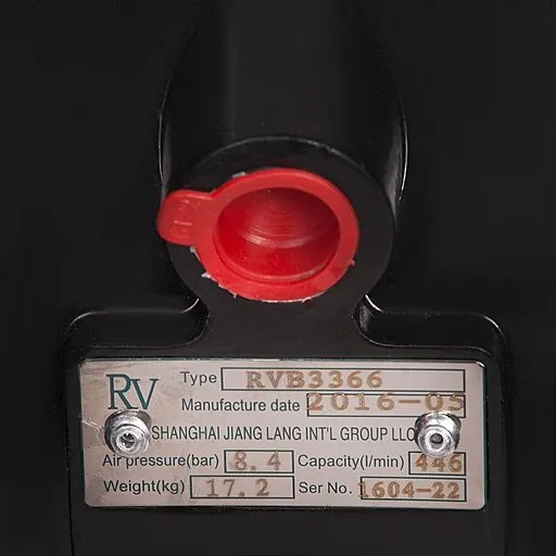 Шильдик модели RV40AL-ST