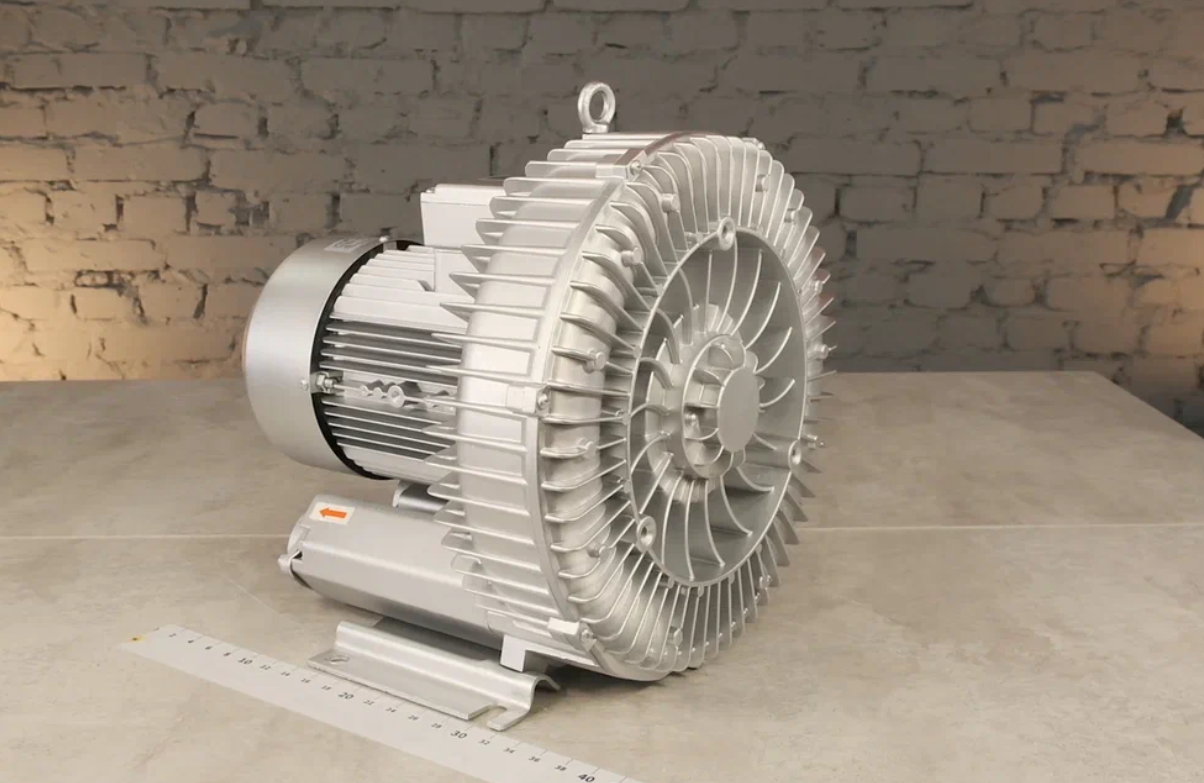 Вихревая воздуходувка Zenova 2RB 710-030 — Реальный внешний вид