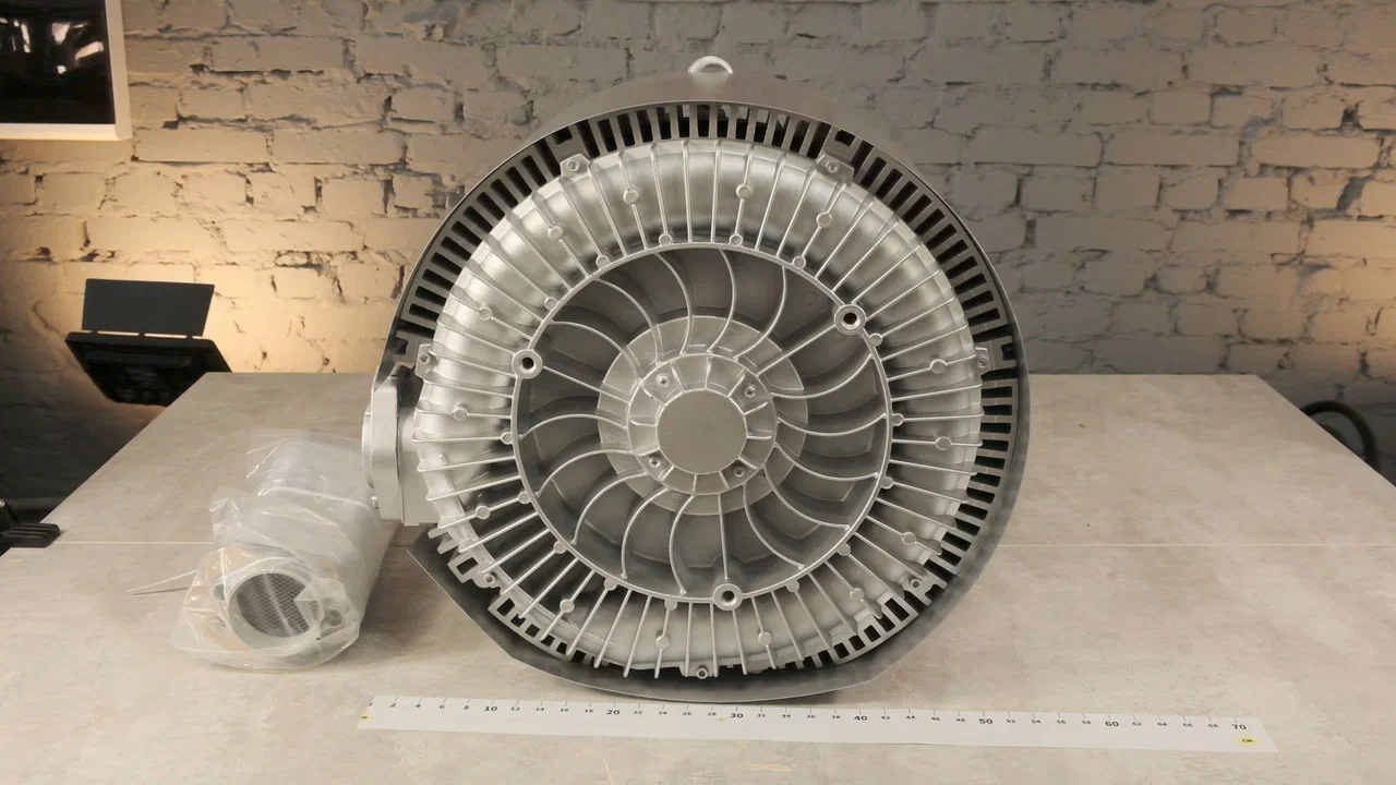 Вихревая воздуходувка Zenova 2RB 820-075 — Реальный внешний вид